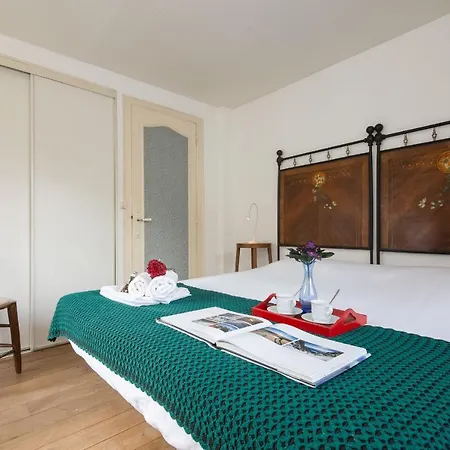 Sleeps 5 아파트