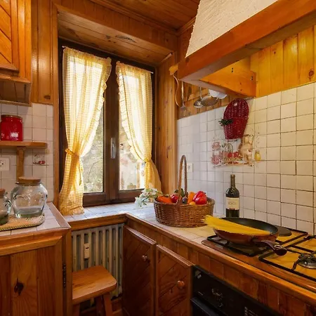 Sleeps 5