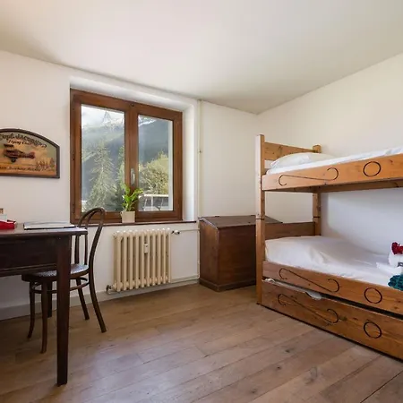 아파트 Sleeps 5